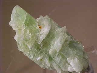 Paravauxite